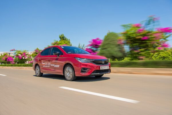 Giá xe oto Honda tháng 4